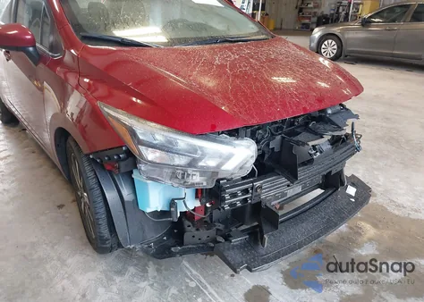 2025 Nissan Versa 1.6 Sv z USA, uszkodzony, nr VIN 3N1CN8EV5SL813229